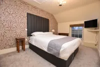 The Halford Bridge Inn Hotels in Shipston on Stour