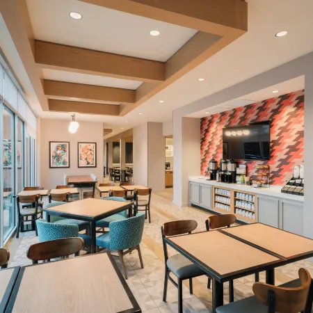 Hyatt Place Sacramento International Airport