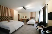 Grand 464 Otel Hotels near Park