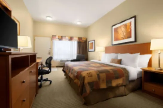 Ramada by Wyndham Drayton Valley Hotels in Drayton Valley