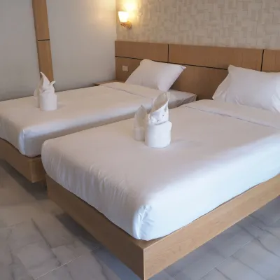 โรงแรม ลักซ์ วิลล่า โรงแรมใกล้เต็มรมณ์ ผับ แอนด์ เรสเตอรองท์