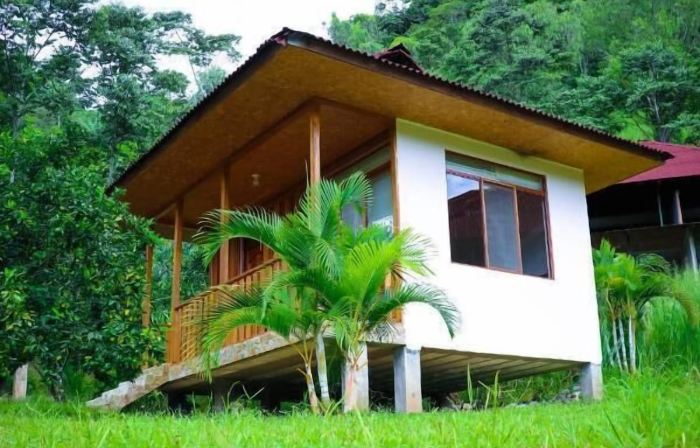Mercedes Lodge