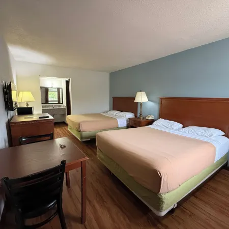 Relax Inn & Suites