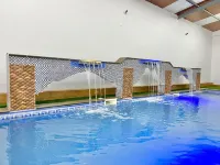 Cloudy Cloud Farm Resort - Pools