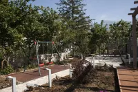 Galathea House Hotels in Orahovac