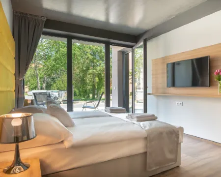 R31 Residence Hotels in Sarvari