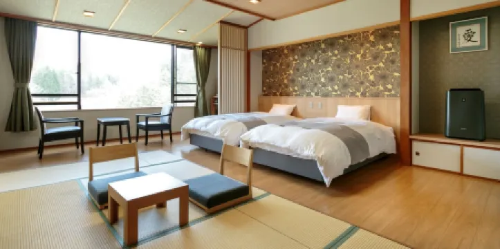 新安比温泉靜流閣