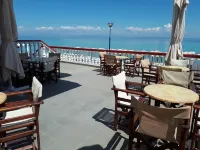 Summer Beach Hotel