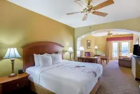 La Quinta Inn & Suites by Wyndham Marble Falls Hotels in Horseshoe Bay