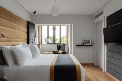 Athenian Riviera Luxurious Residence