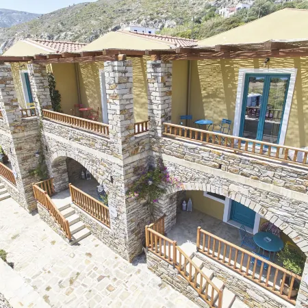 Anemoessa Luxury Villas