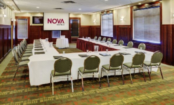 Chateau Nova Kingsway