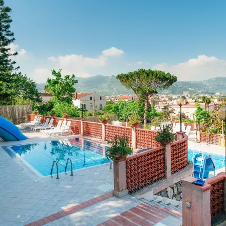 Bleu Village