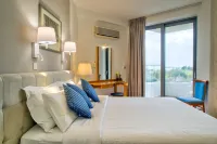 Poseidon Hotel - С тренажерным залом