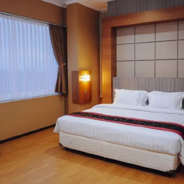 Idea's Hotel Hotels near Trans Studio Mall