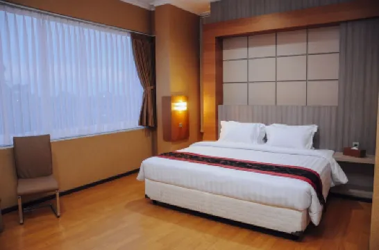 Idea's Hotel Hotels near PT. PINDAD