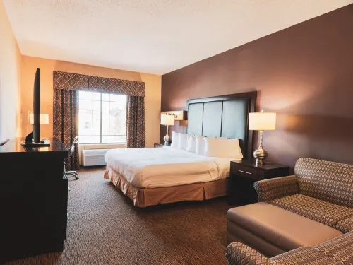 Wildwood Lodge Hotels in Waukesha
