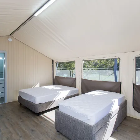 Shoal Bay Holiday Park