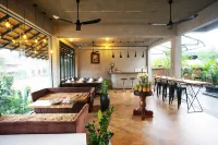 เซ็นทรัล บลองช์ เรสซิเดนซ์ - พร้อมอาหารเช้า