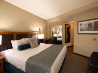 Blackcomb Lodge Hotels near The Peak