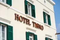 Heritage Hotel Tisno Hôtels à : Murter