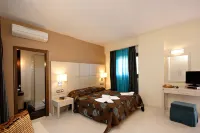 Theros Hotel