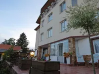 Villa Aurora