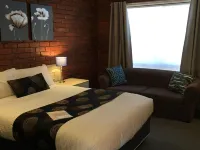 Melton Motor Inn and Apartments Hotels in Melton