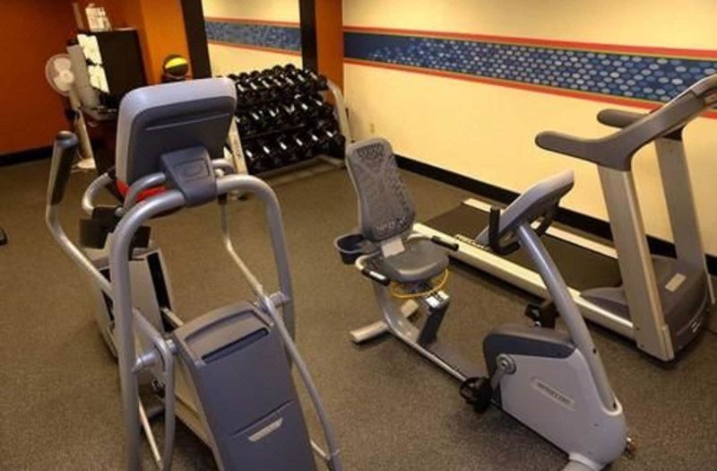 Hampton Inn & Suites Greenfield photo 4