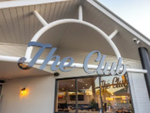 The Club Hotel Hotels in Gladstone