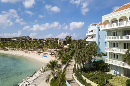 Blue Bay Apartments Отели рядом с достопримечательностью «Curaçao Rif Mangrove Park»