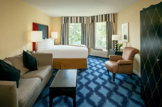 阿什蘭溪廣場酒店