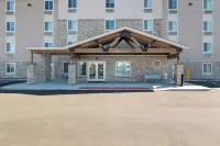 WoodSpring Suites Newington - Hartford South Hotels in New Britain
