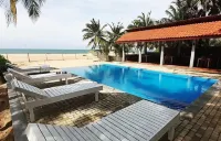 Wellé Wadiya Beach Villa - Pools