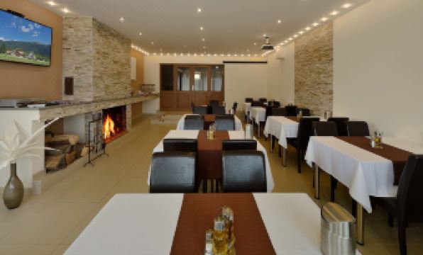 Villa Gloria Rooms & Apartments