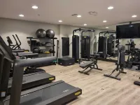 DoubleTree by Hilton Brussels City - Gym