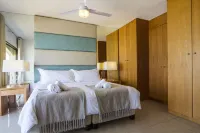 803 Bermudas - by Stay in Umhlanga