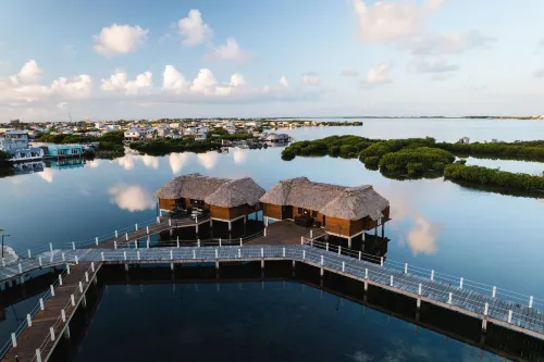 Lina Point Belize Overwater Resort - spa
