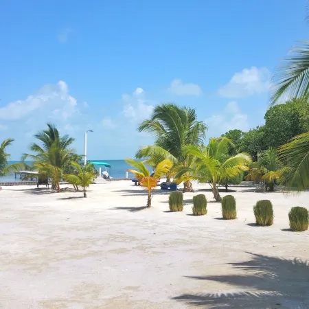 Hidden Treasure Vacation Home Blue Bay Cottage