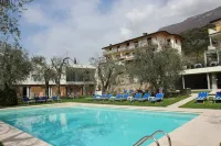 Hotel Augusta - Pools