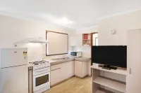 Discovery Parks - Coogee Beach Hotels in Rockingham