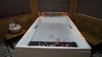 Castle Nolana - Bathtub
