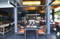 Chaweng Noi Pool Villa - breakfast