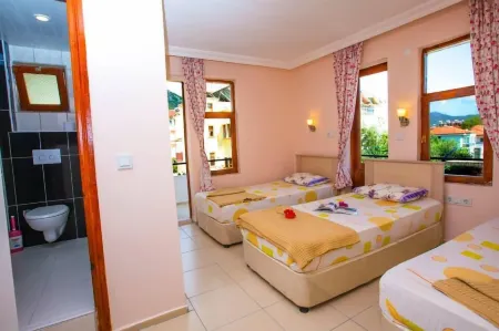 Pinar Pansiyon Отели рядом с достопримечательностью «Antiphellos Ancient City»