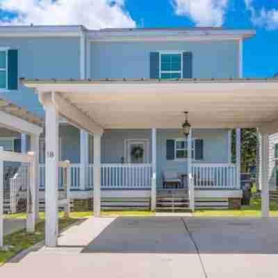 Charming 3-bedroom townhome near Downtown and Lakefront Lake Charles Hotel Exterior