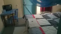 Lumo Blues Guest House - parking
