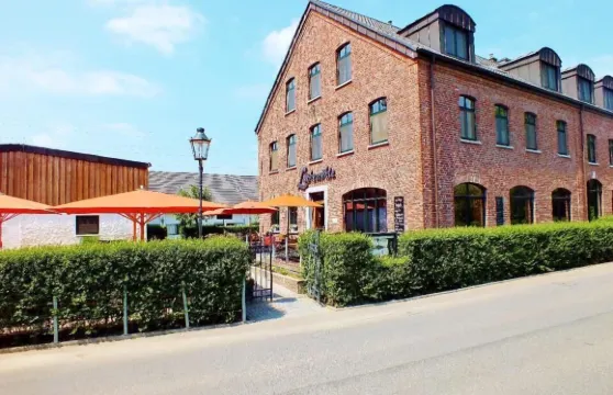 盧思木赫爾酒店