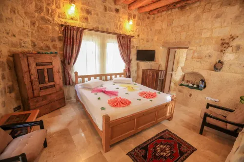 Abu Hayat Cave Suites Hotel a Ortahisar Belediyesi