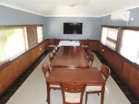 Renaissance LodgePlus - ที่มีที่จอดรถ