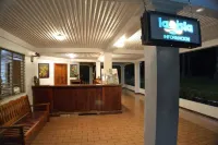 Hotel la Isla فنادق في Parrita